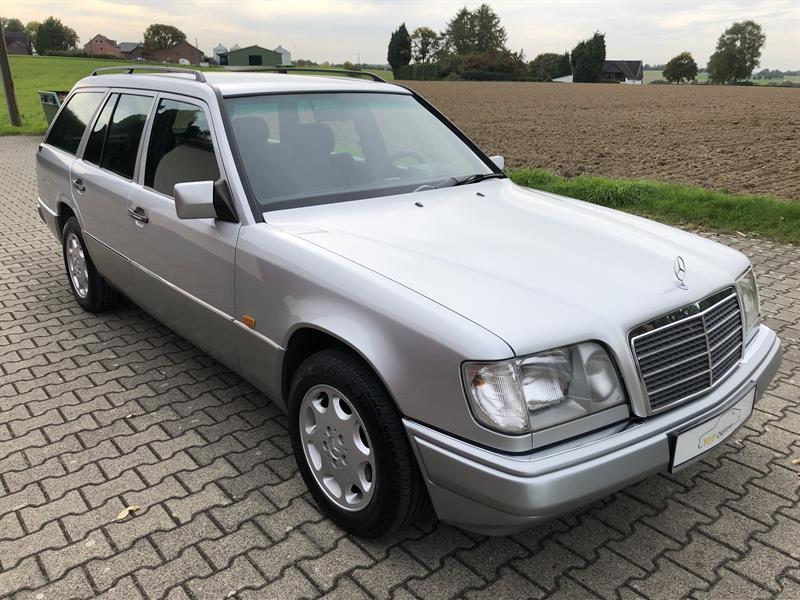 Mercedes E200T S124 sehr gepflegt  
