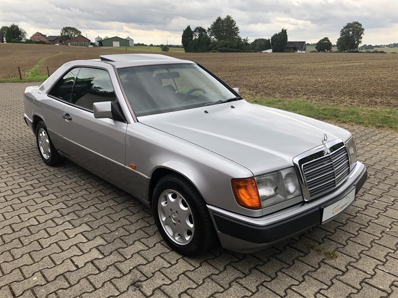 Mercedes 200CE-16V  Coupe Top gepflegt
