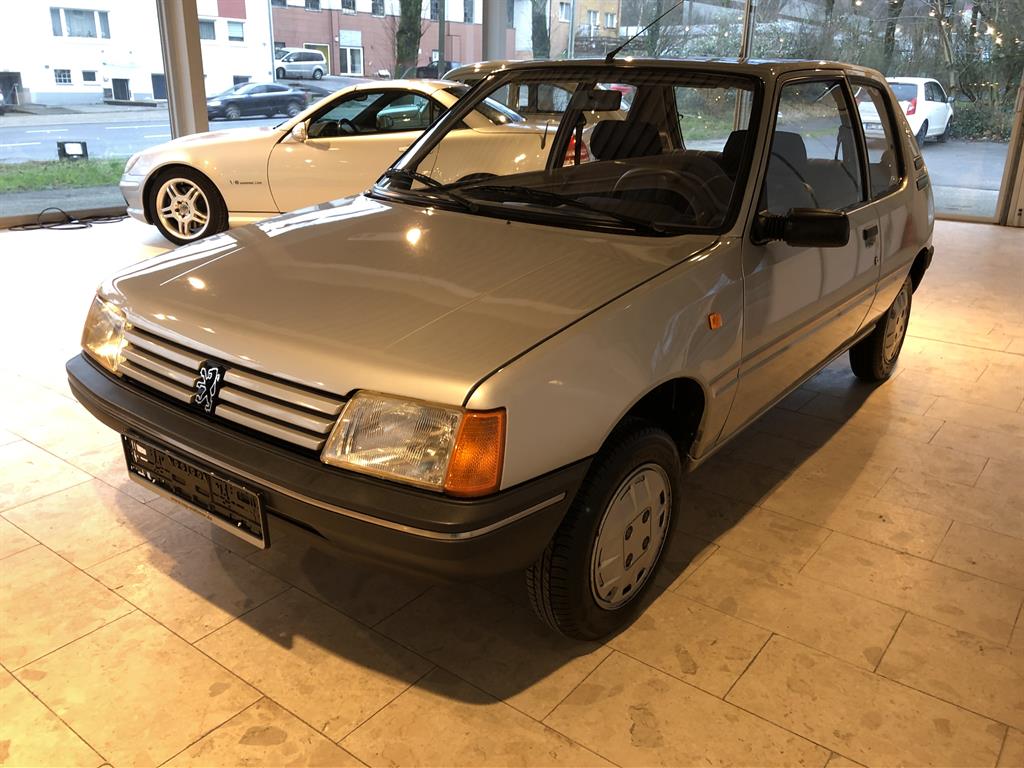 Peugeot 205 Junior Perfekter Sammlerzustand