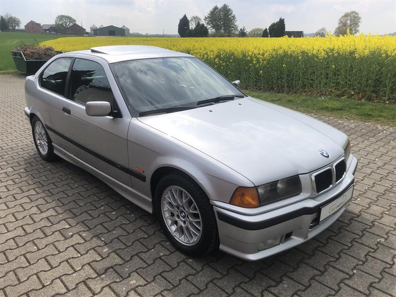 BMW 323 Ti Compact aus Sammlung 