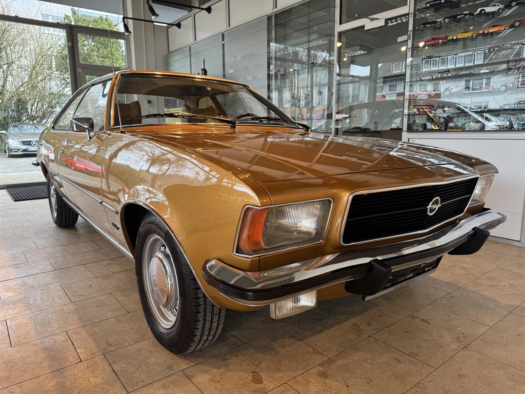 Opel Rekord D-Coupe 1900 Berlina im traumhaften Zustand