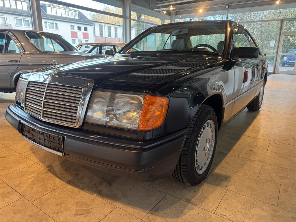 Mercedes 300CE im traumhaften Gesamtzustand 